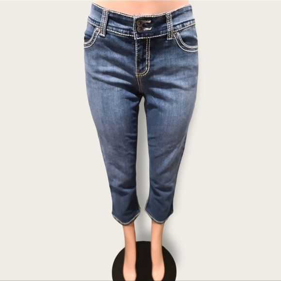 Nine West Denim - 𝅺Date Night Fit Women's Cropped Jeans Thick Stitch Button Flap , Size Missy 28/6